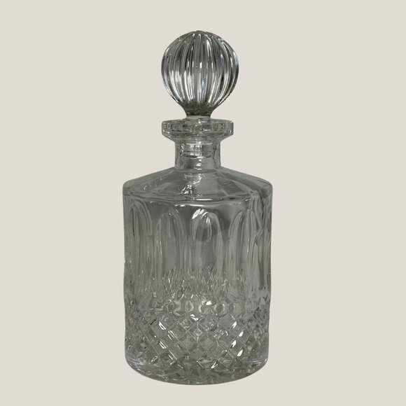 Elegant Vintage Crystal Whiskey Decanter w/ Stopper - Liquor Barware Decor - Picture 2 of 9